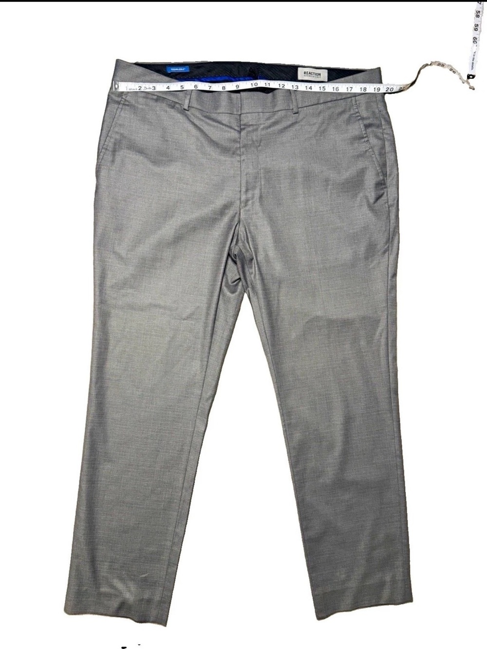 Kenneth Cole Reaction Men's Light Gray Dress Pants Size 38x32
